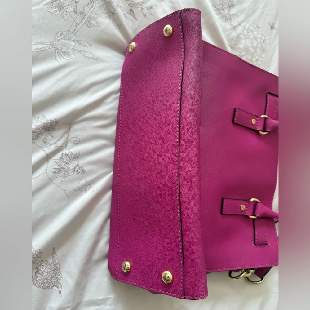 Michael Kors | Pink Large Hamilton Handbag - Picture 4 of 9